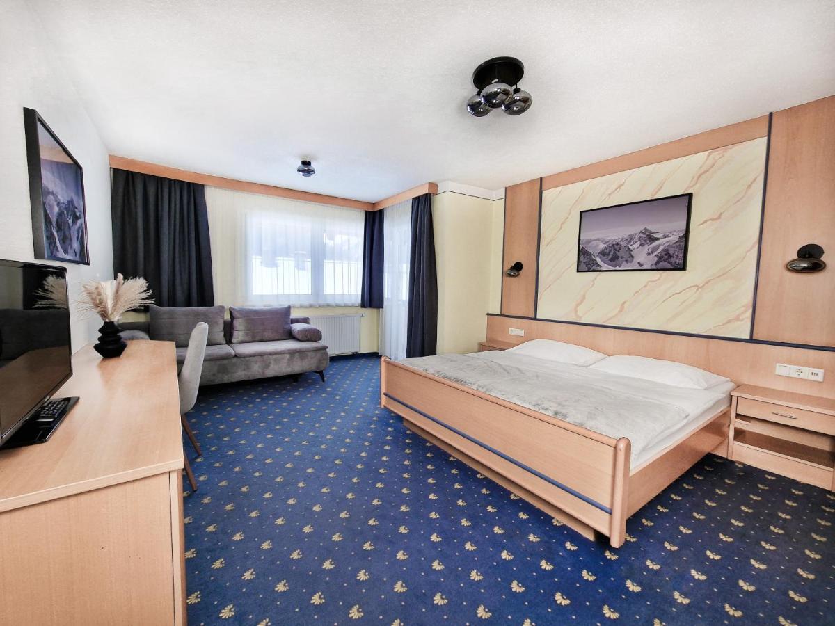 Hotel Laerchenhof Kaunertal Exteriör bild