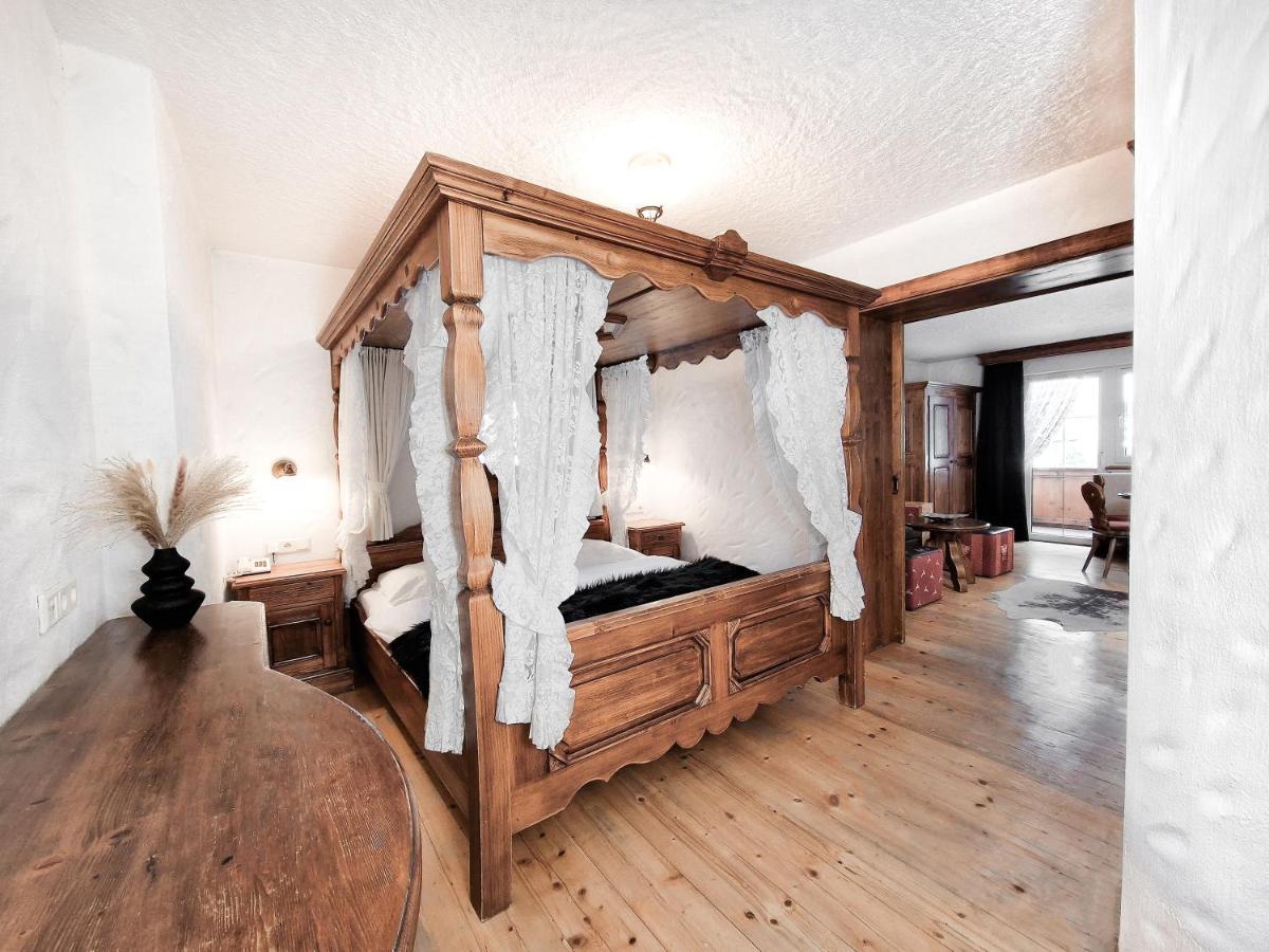 Hotel Laerchenhof Kaunertal Exteriör bild