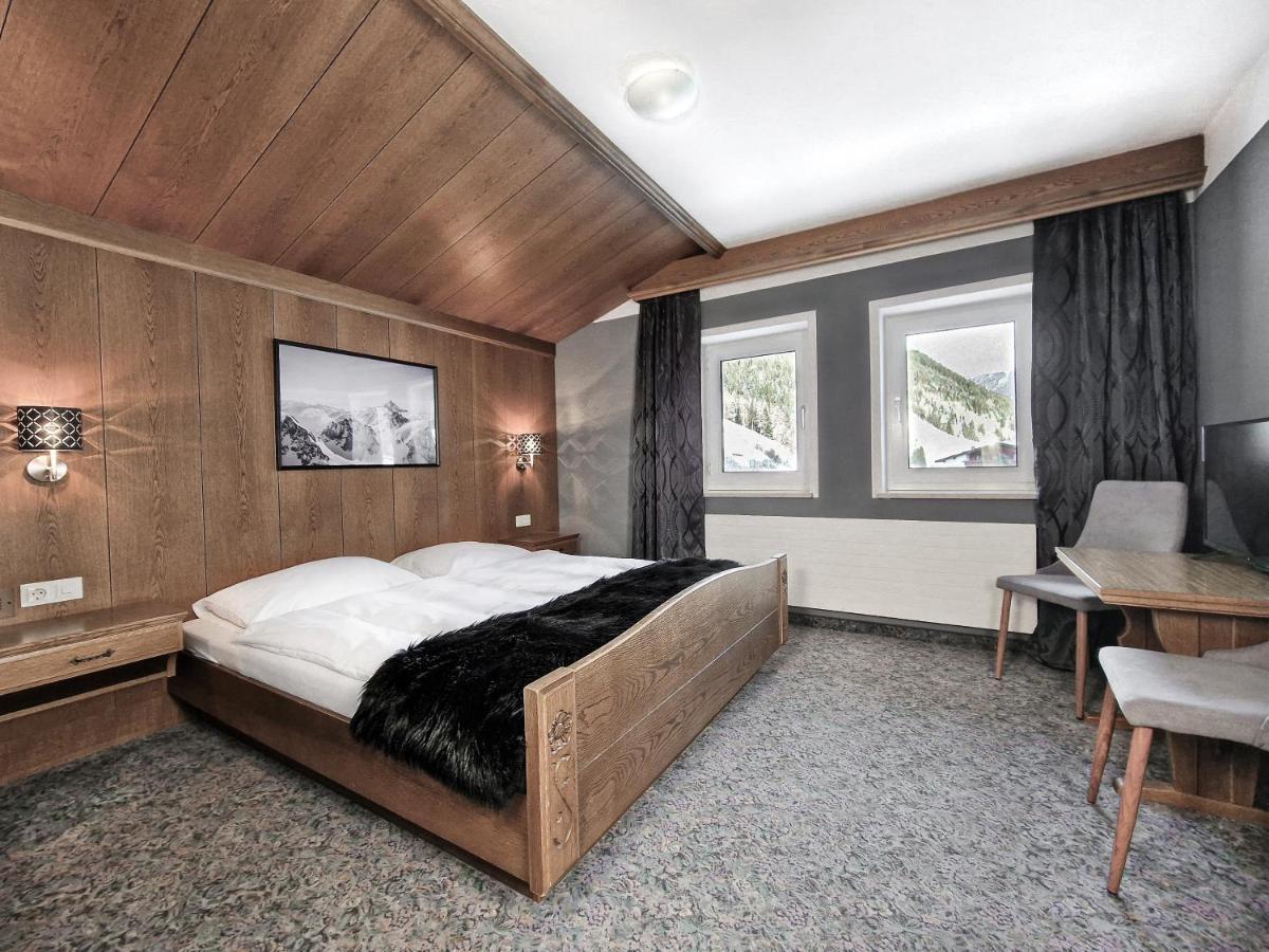 Hotel Laerchenhof Kaunertal Exteriör bild