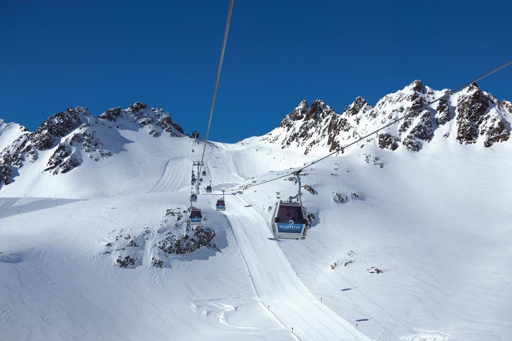 Hotel Laerchenhof Kaunertal Exteriör bild
