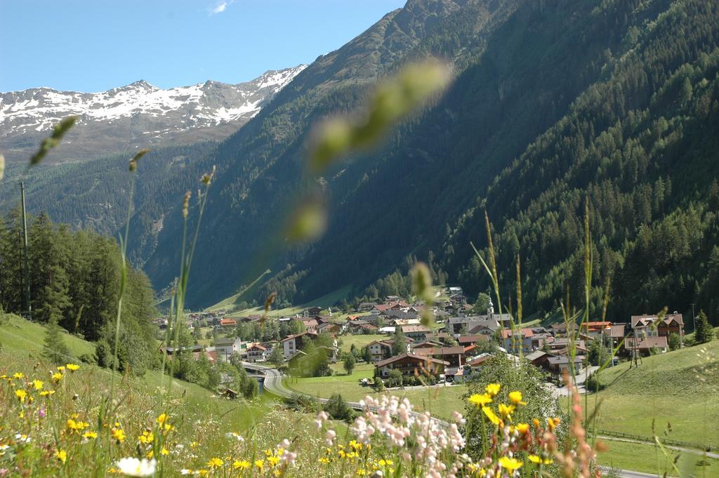 Hotel Laerchenhof Kaunertal Exteriör bild