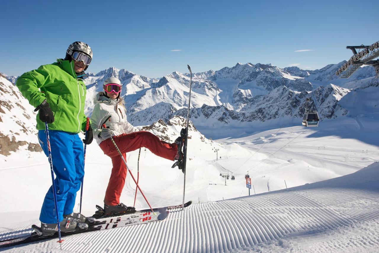 Hotel Laerchenhof Kaunertal Exteriör bild
